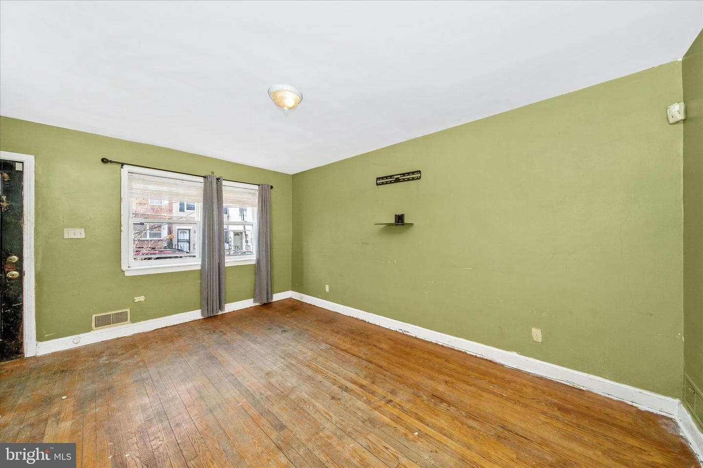 1316 Dexter Terrace SE photo 6