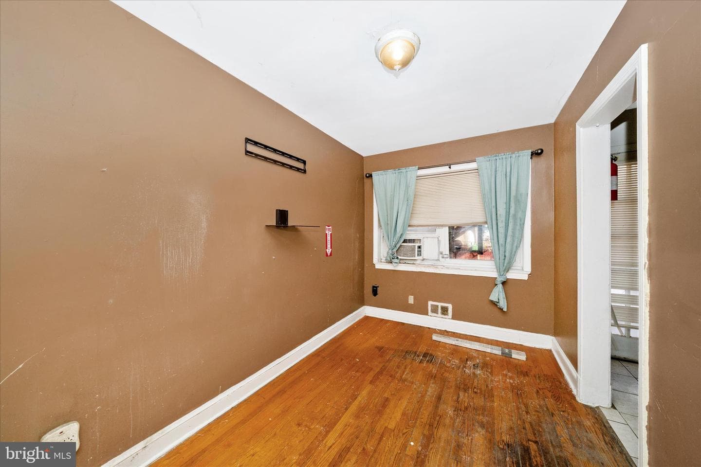 1316 Dexter Terrace SE photo 8