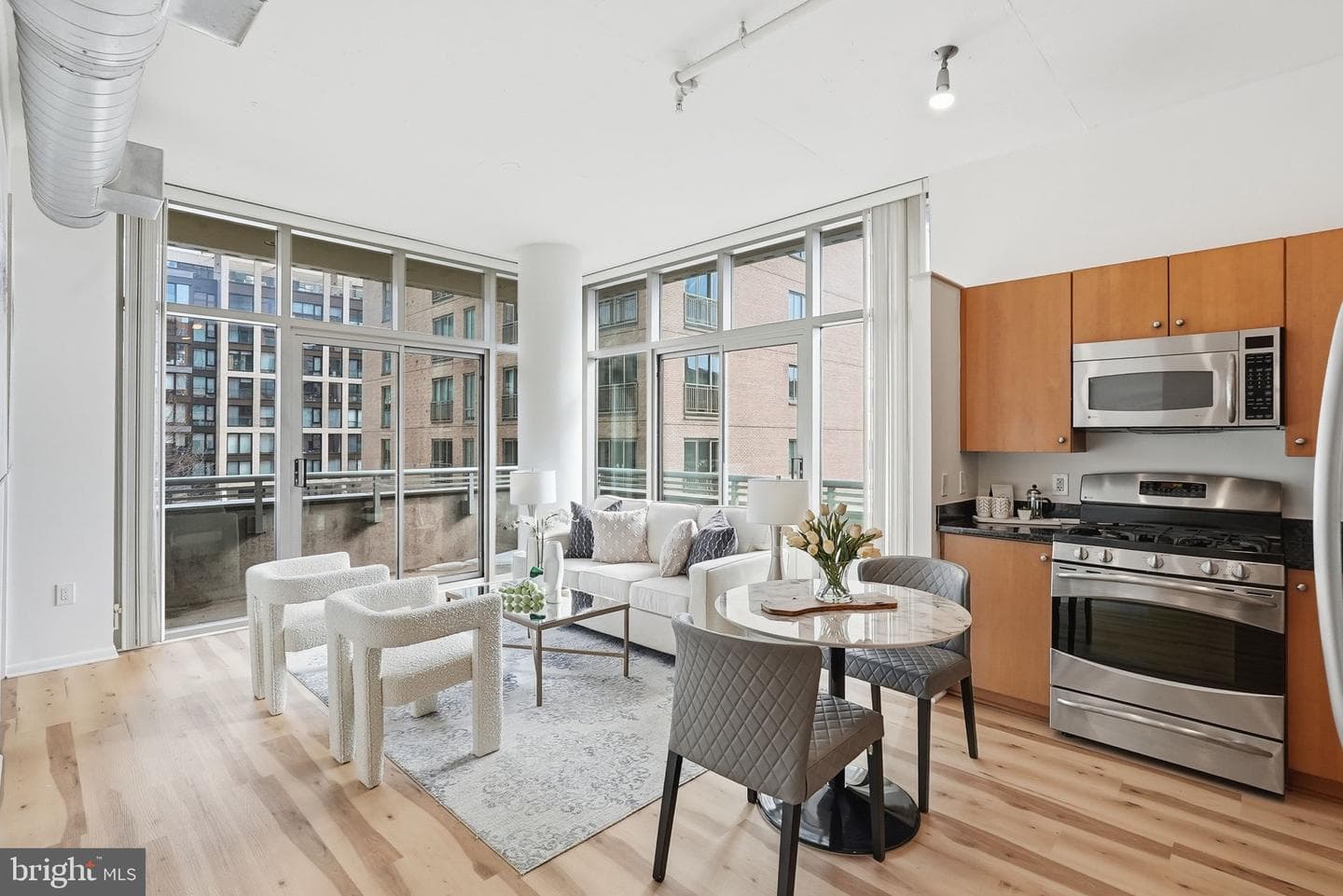 811 4th Street NW #404 photo 6
