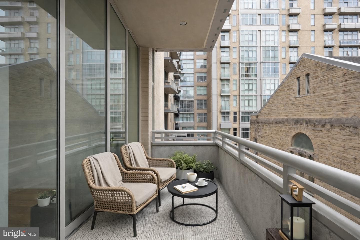 811 4th Street NW #404 photo 8