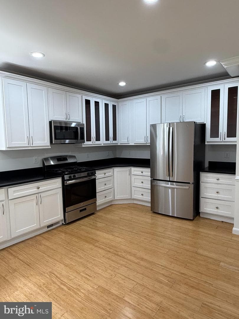 1242 Anacostia Road SE photo 9