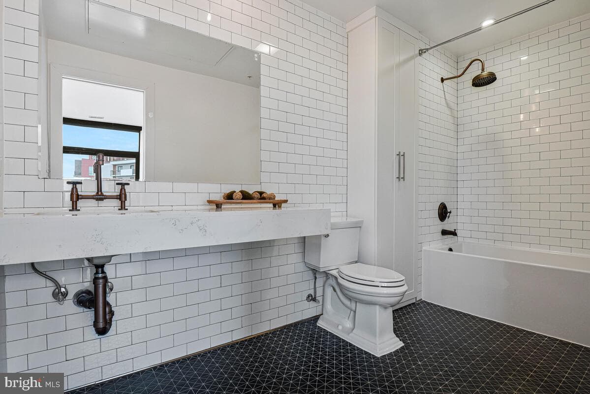 1402 H Street NE #504 photo 26