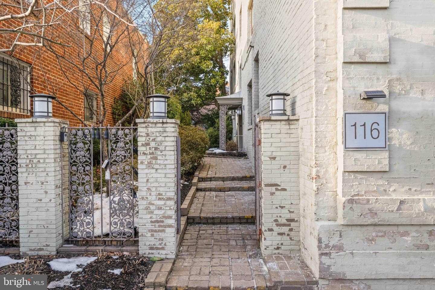 116 North Carolina Avenue SE #102, Washington