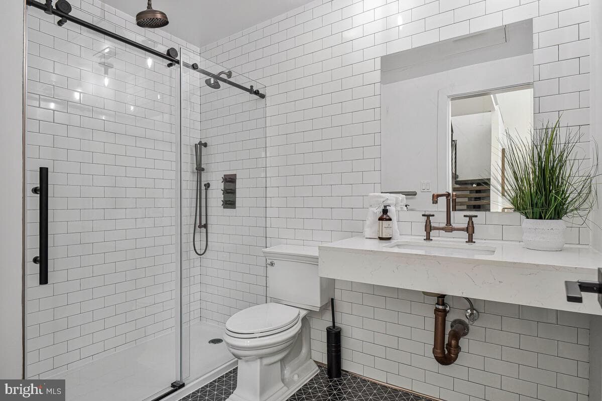 1402 H Street NE #505 photo 17