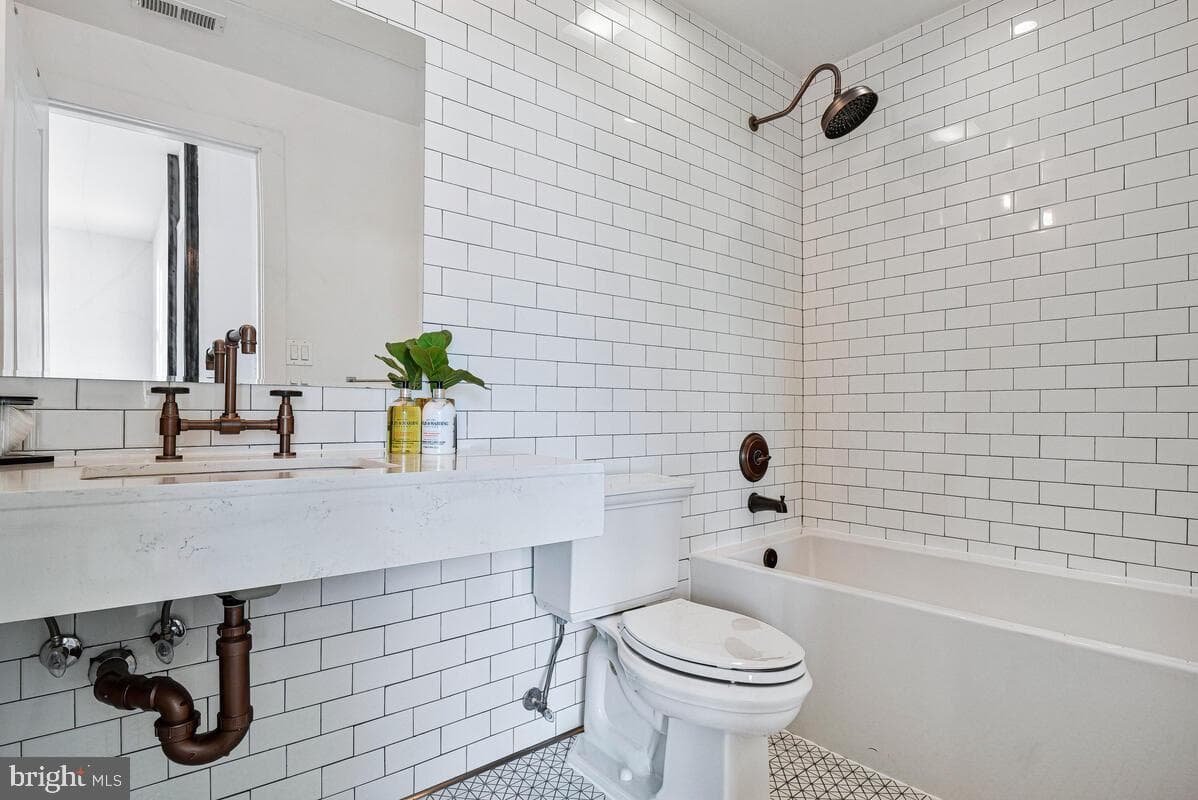1402 H Street NE #505 photo 23
