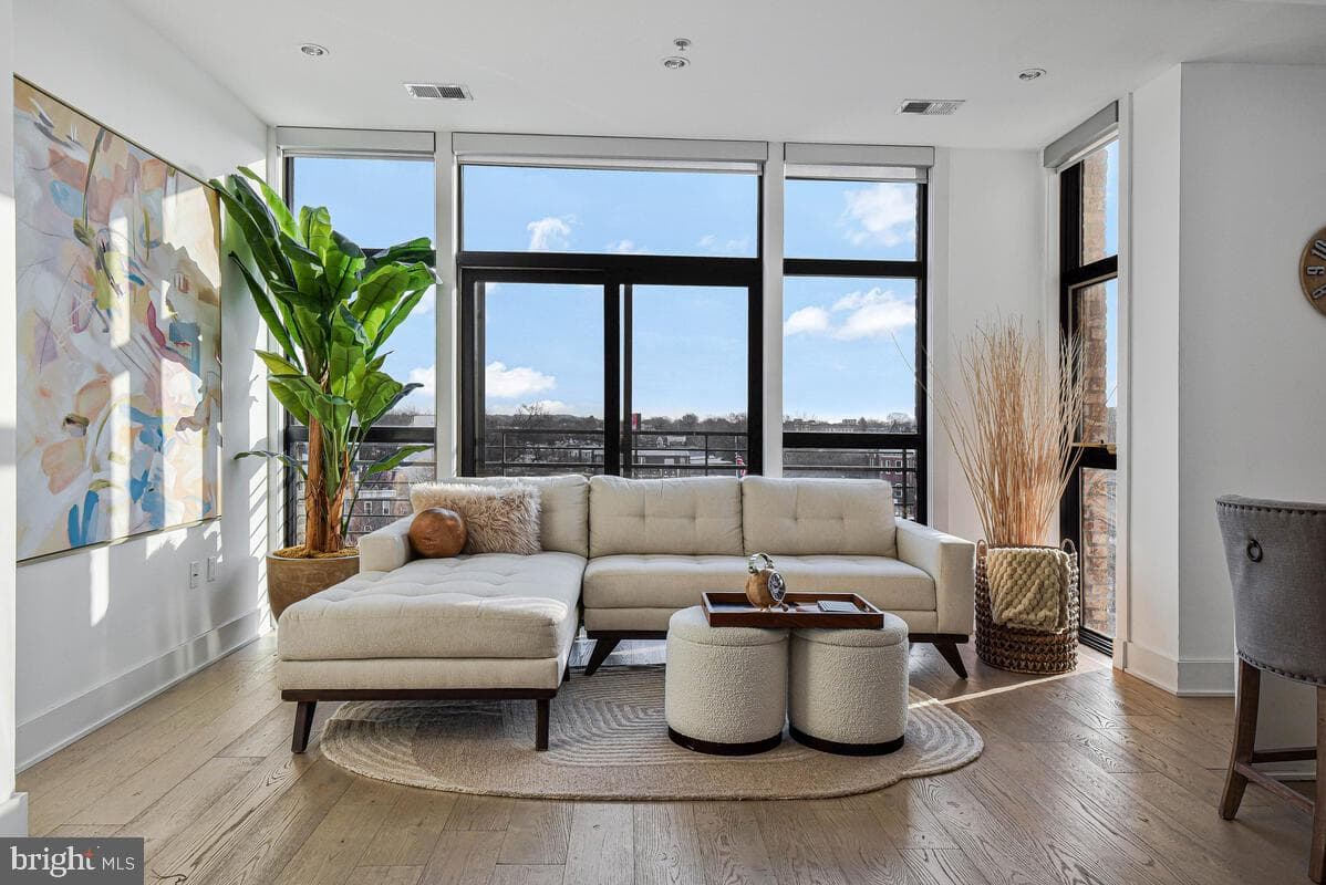 1402 H Street NE #505 photo 8