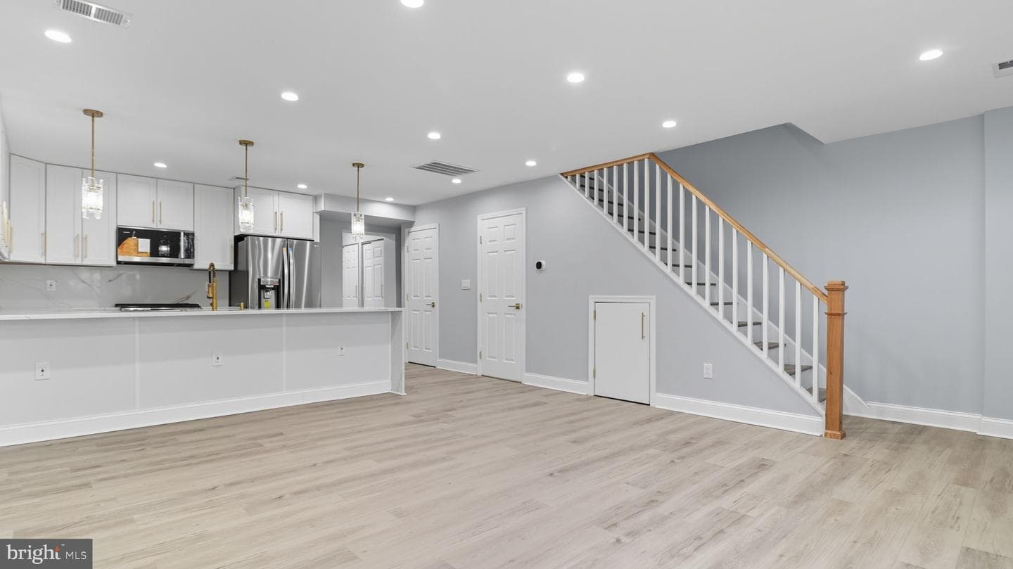 2238 15th Street NE photo 8
