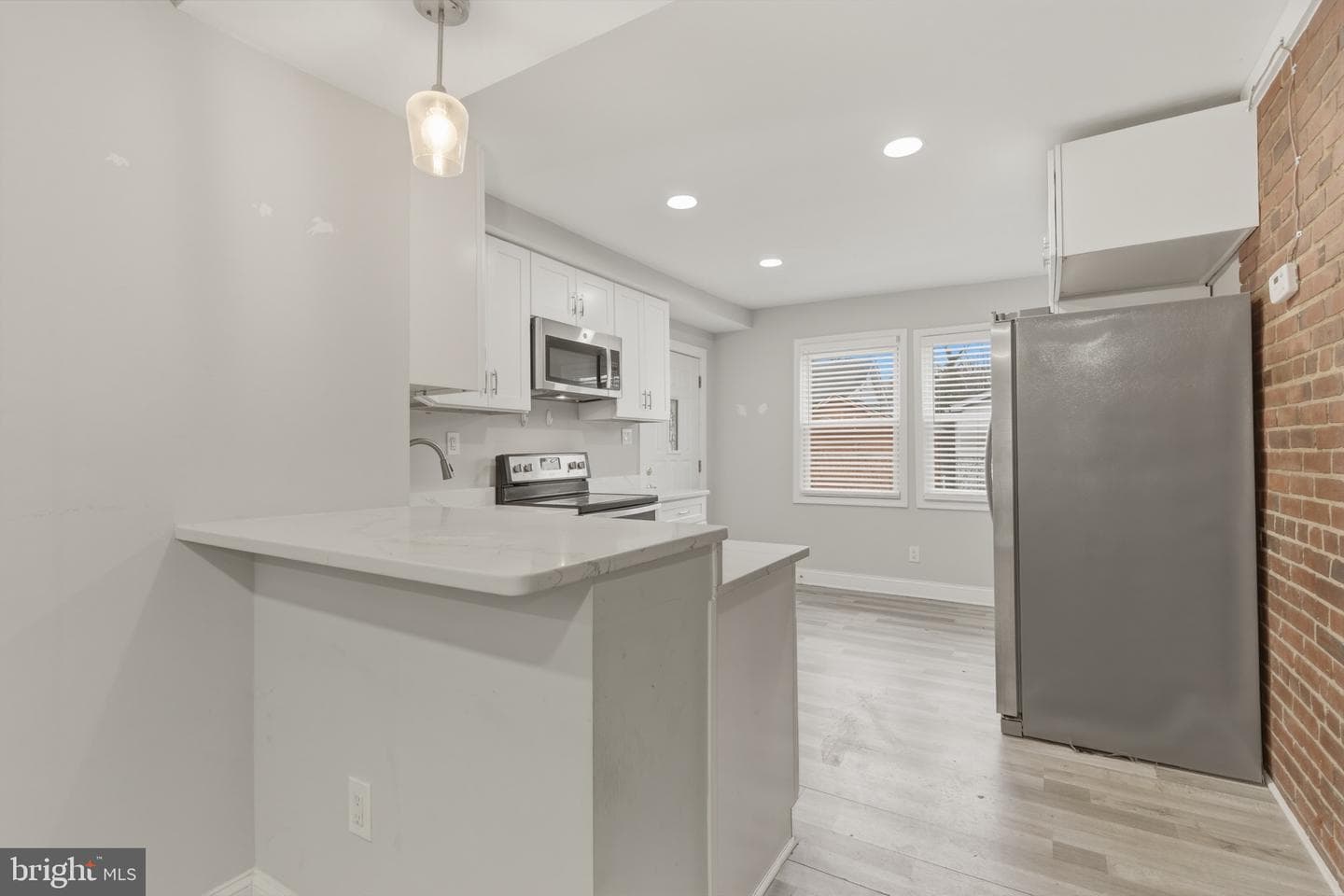 716 Croissant Place SE photo 11