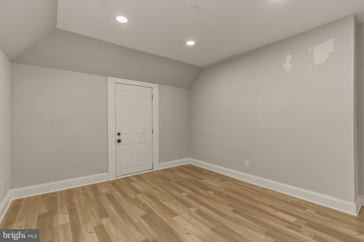 716 Croissant Place SE photo 18