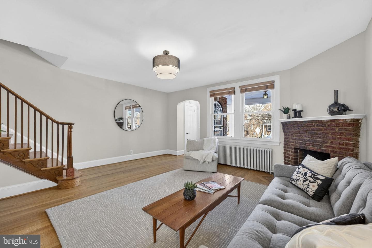 214 Jefferson Street NW photo 8