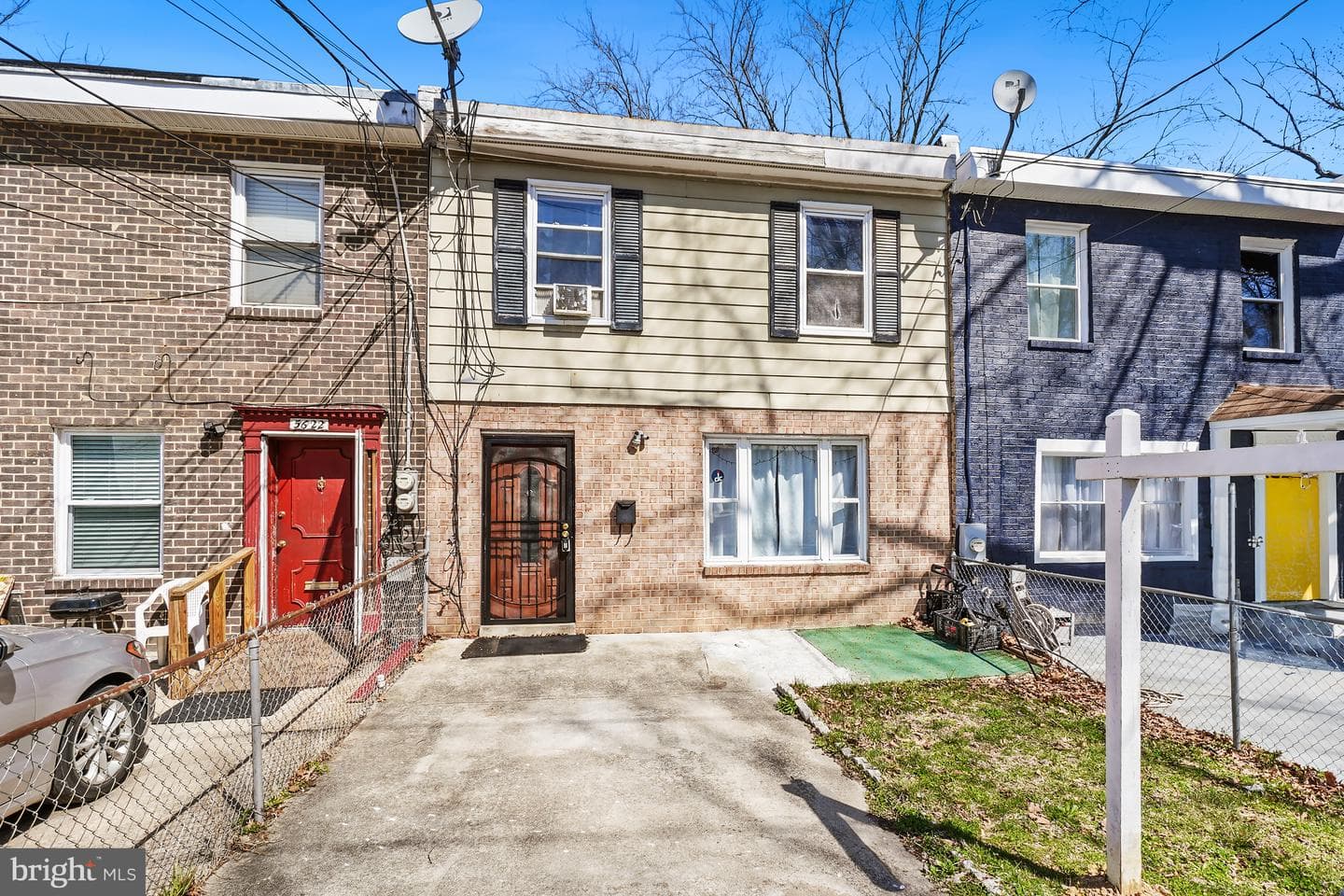 5624 Clay Place NE photo 1