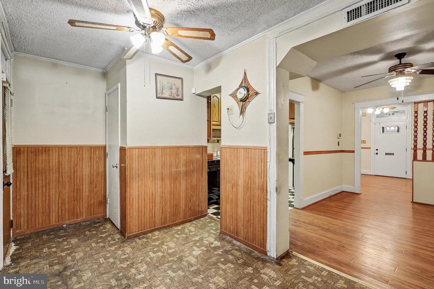 637 Hamilton Street NW photo 11