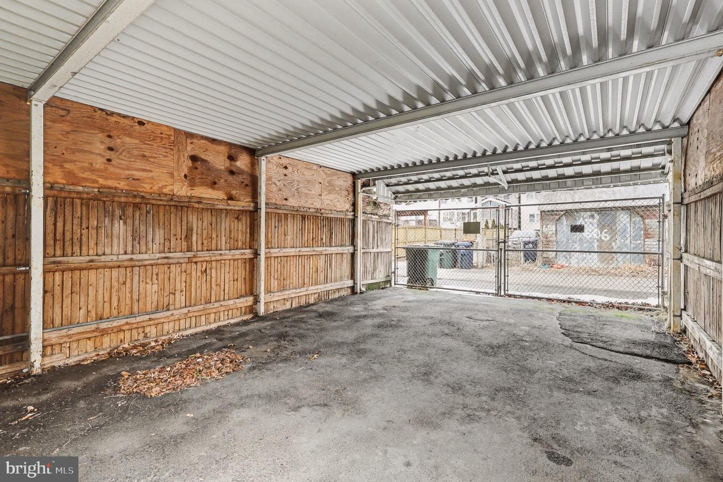 637 Hamilton Street NW photo 33