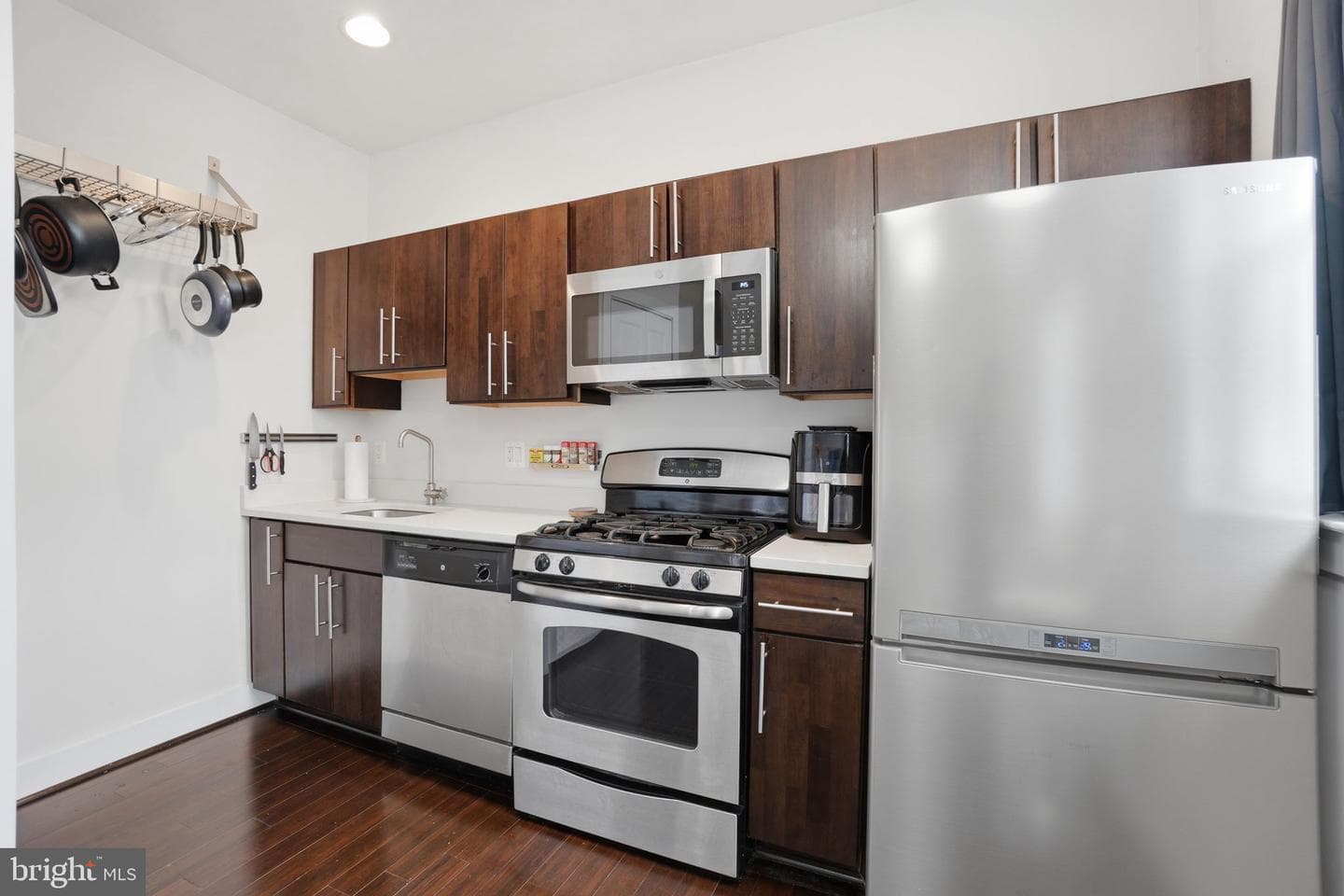 315 G Street NE #306 photo 8