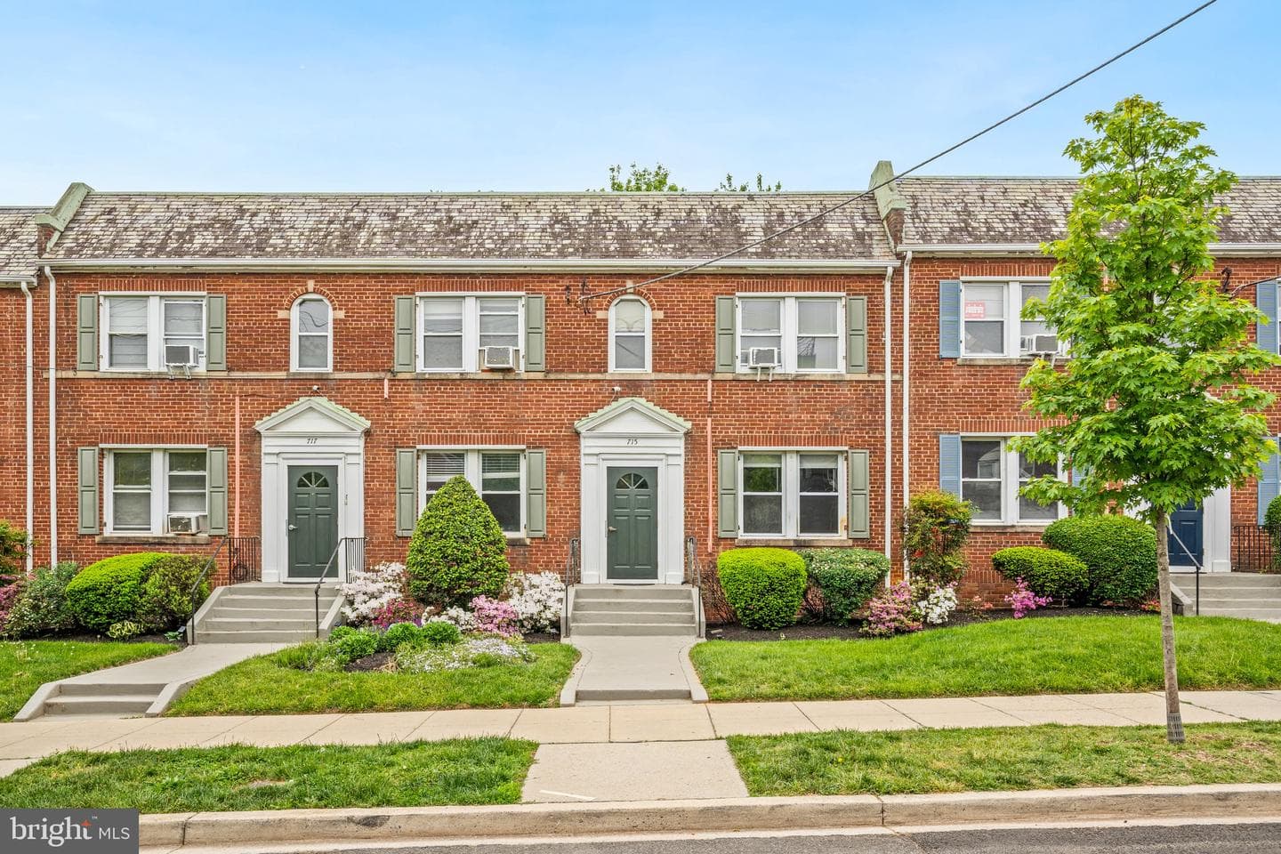 715 Hamlin Street NE #2