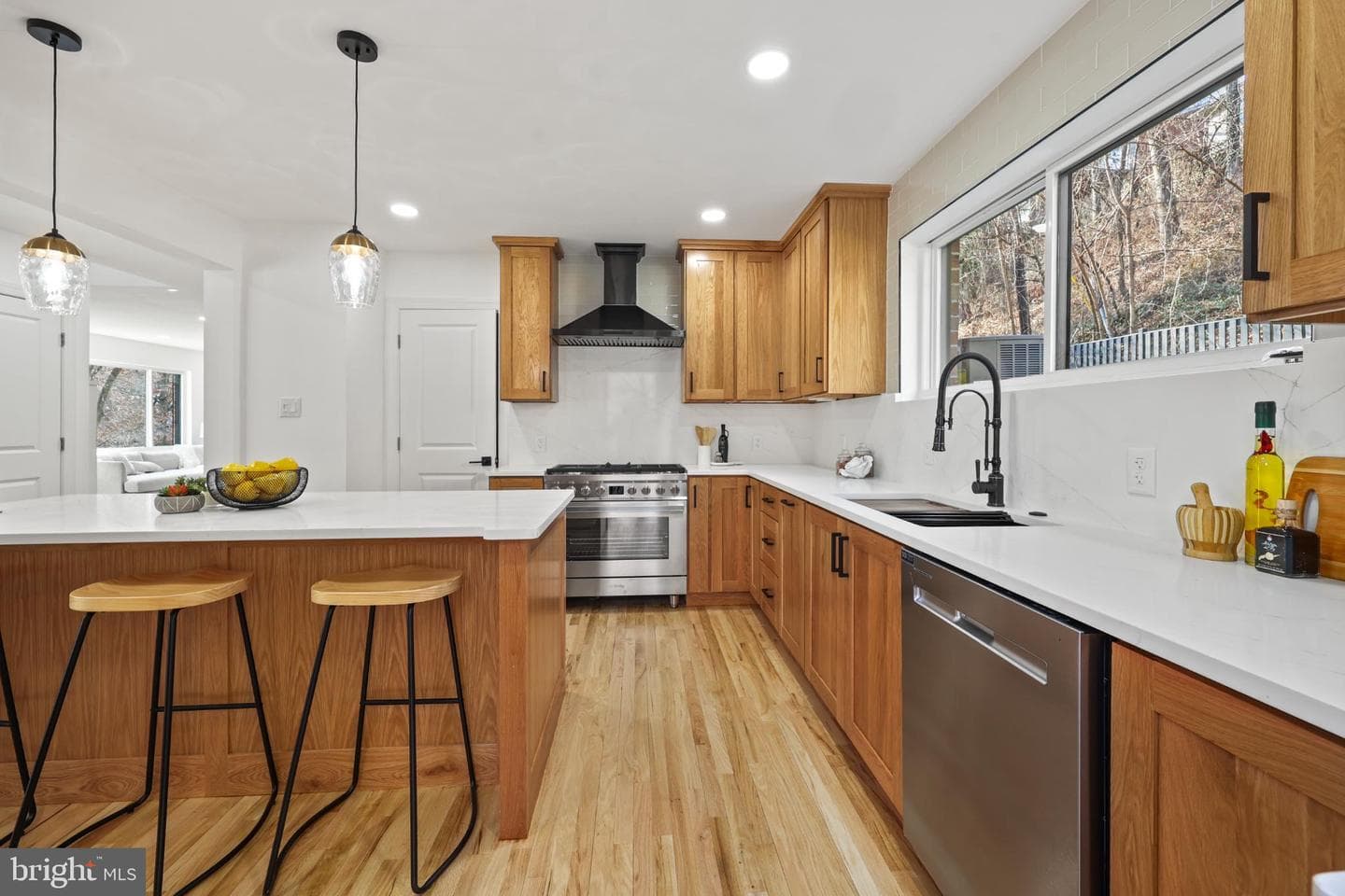 4248 NW Blagden Avenue NW photo 17