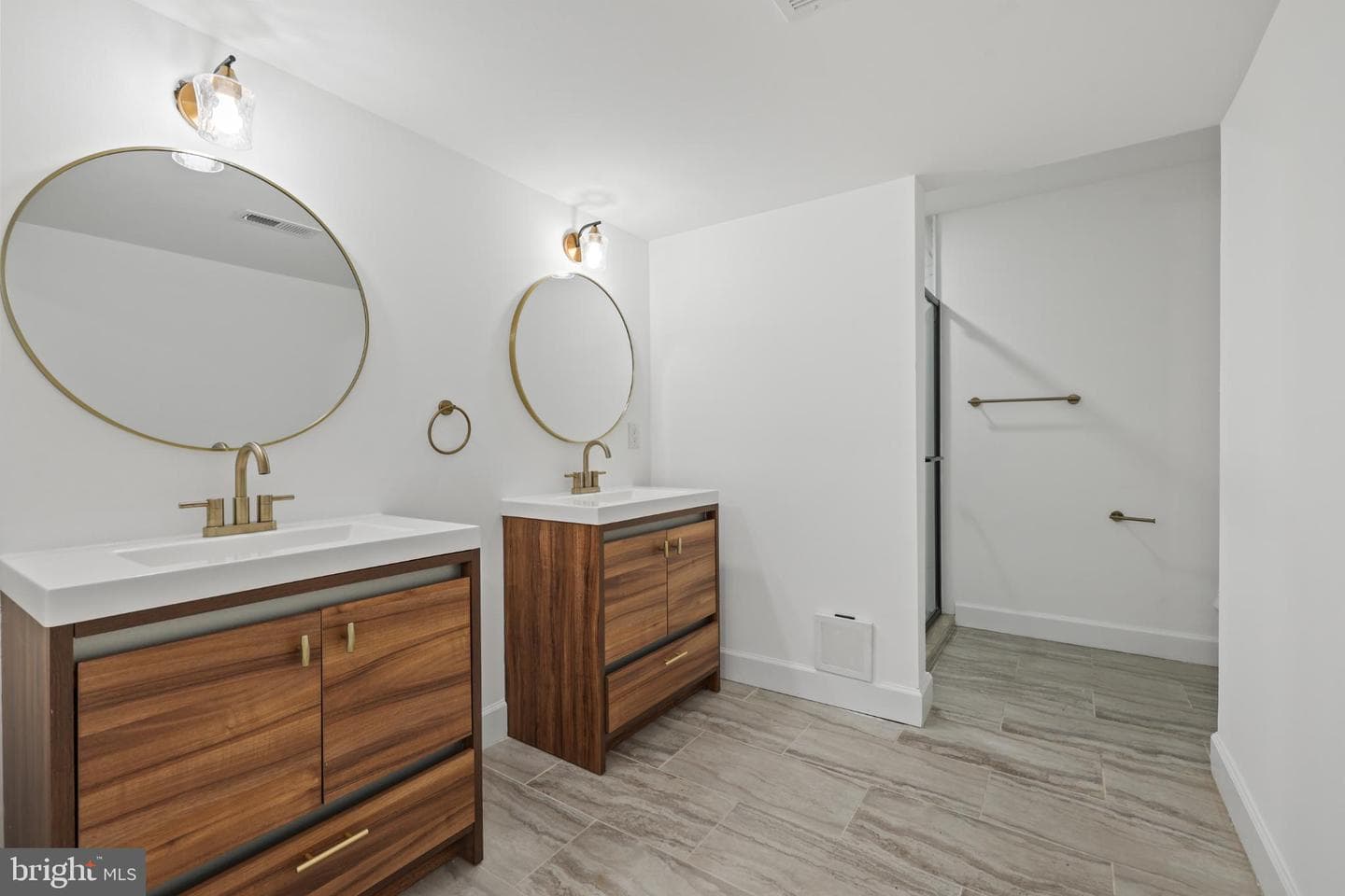 4248 NW Blagden Avenue NW photo 50