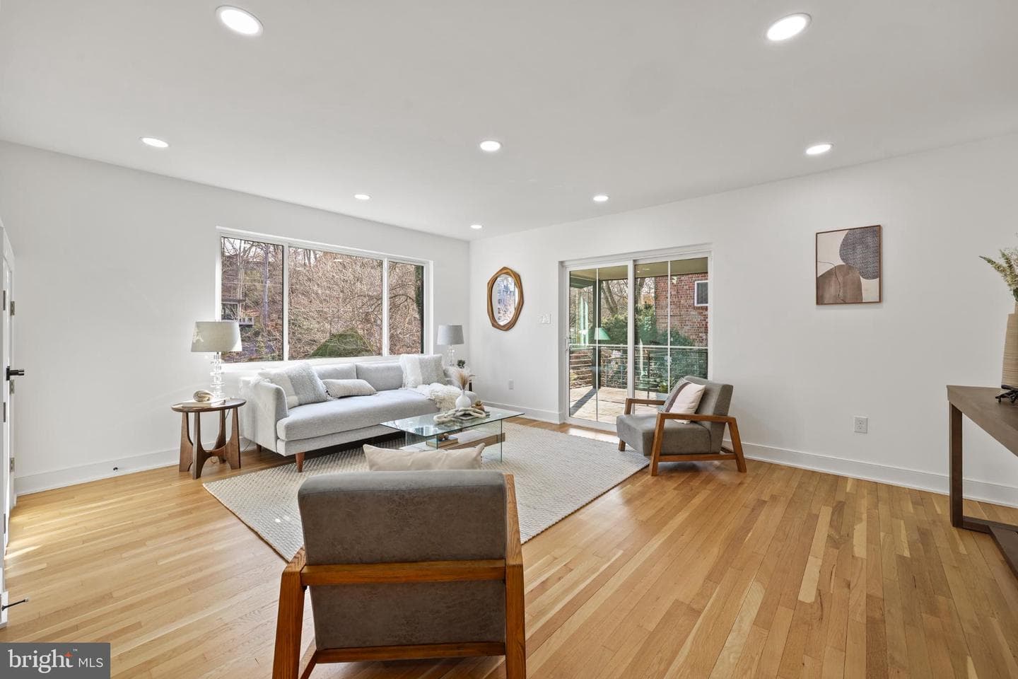 4248 NW Blagden Avenue NW photo 6