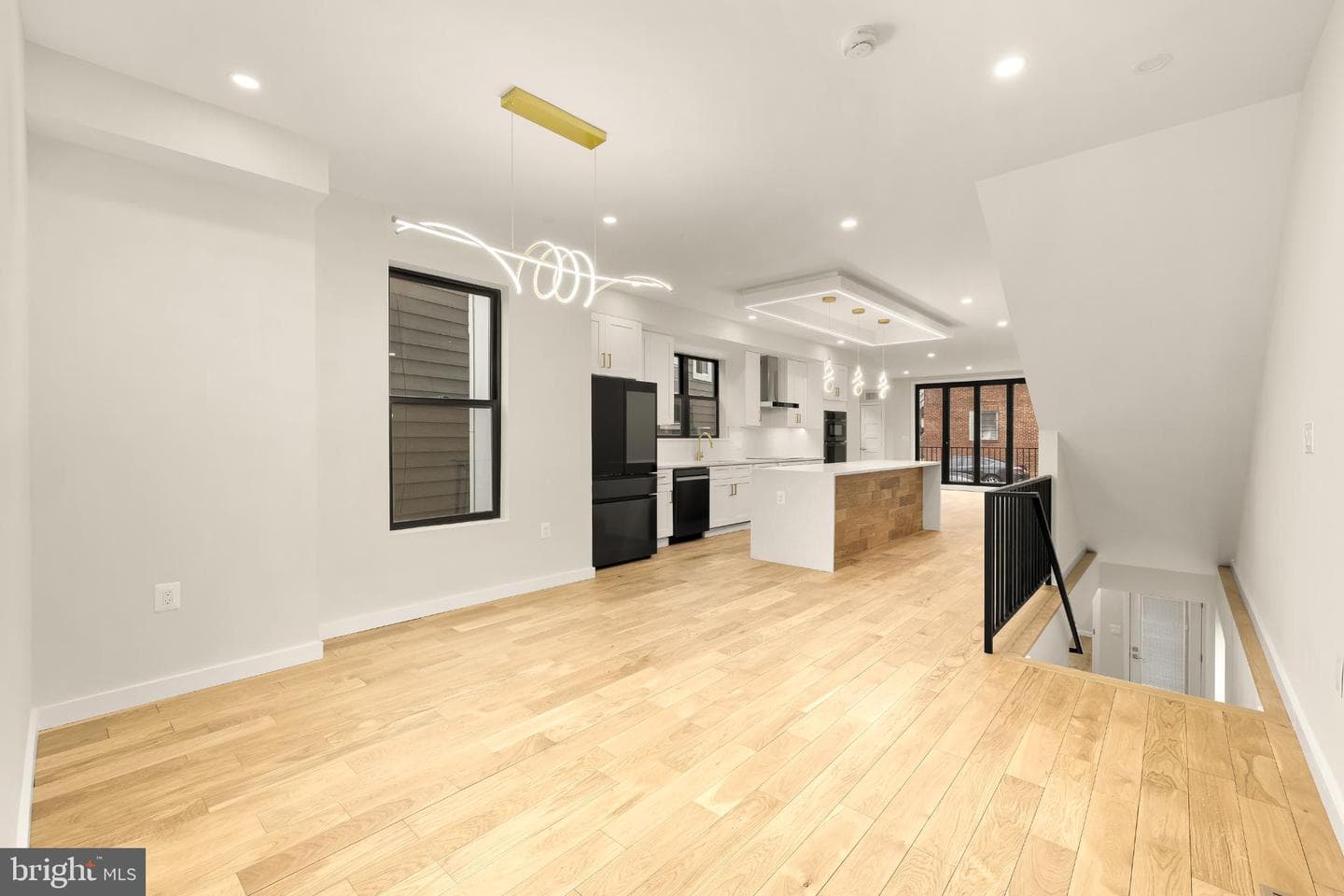 1516 Levis Street NE #1 photo 18