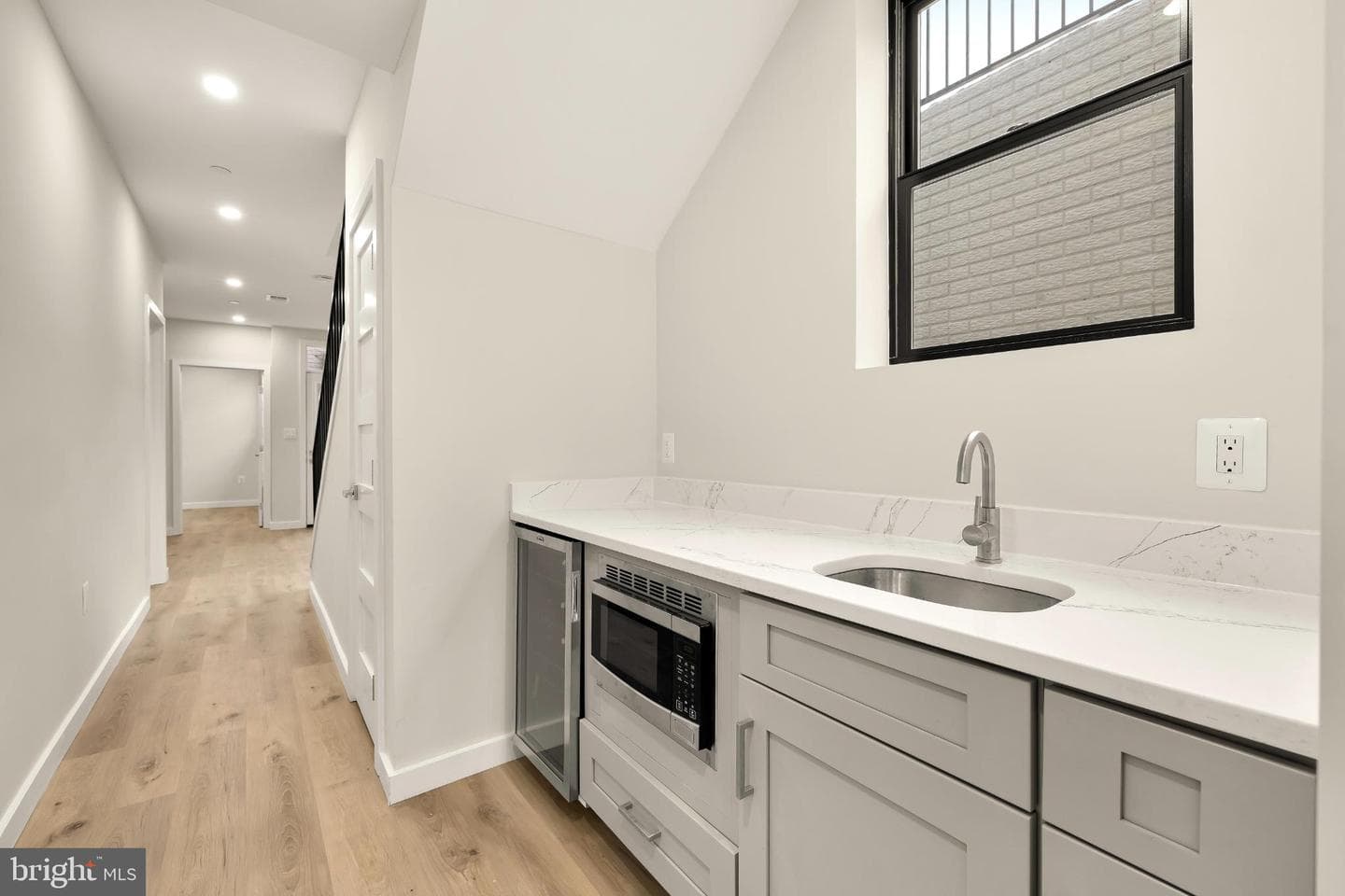 1516 Levis Street NE #1 photo 35