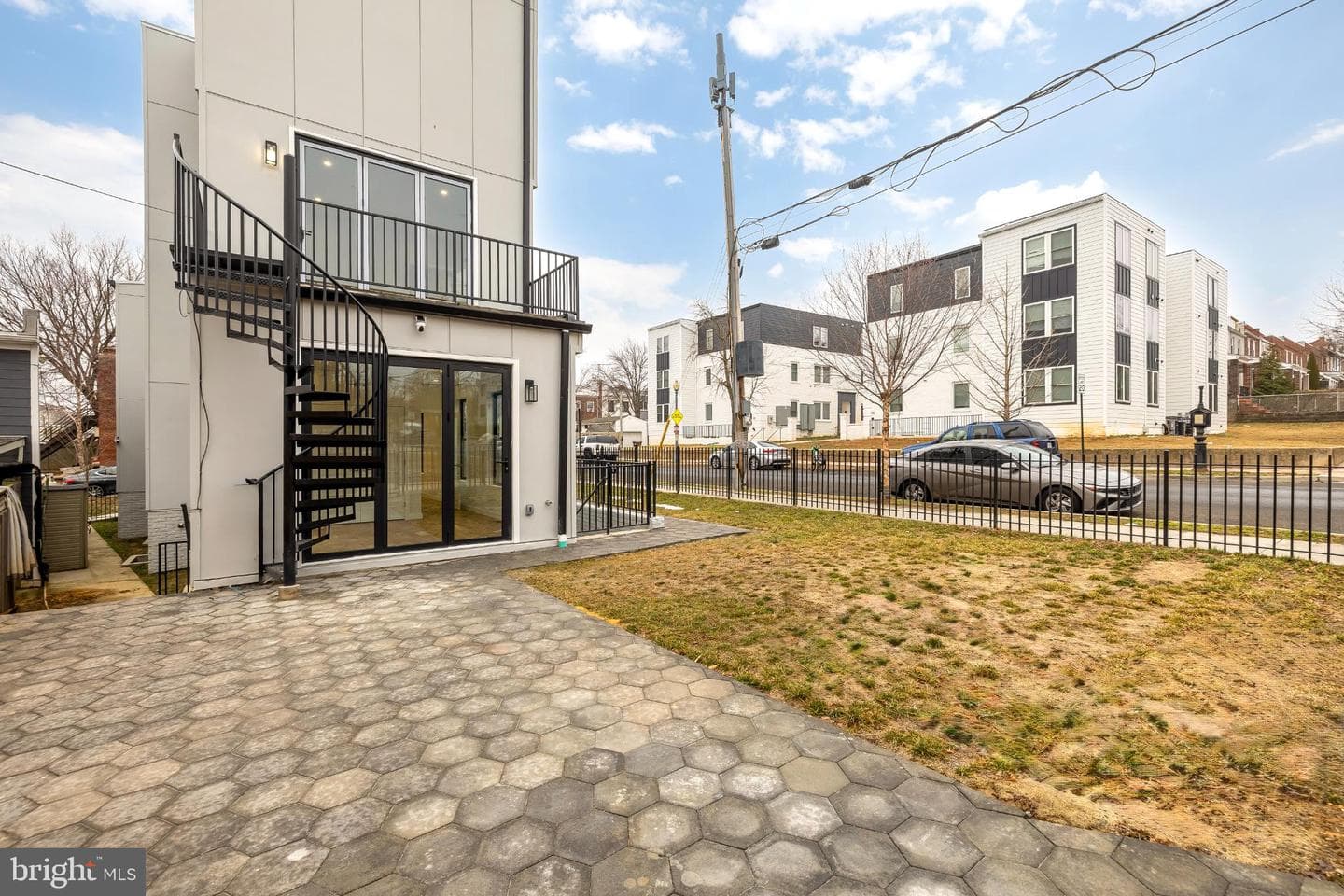 1516 Levis Street NE #1 photo 48