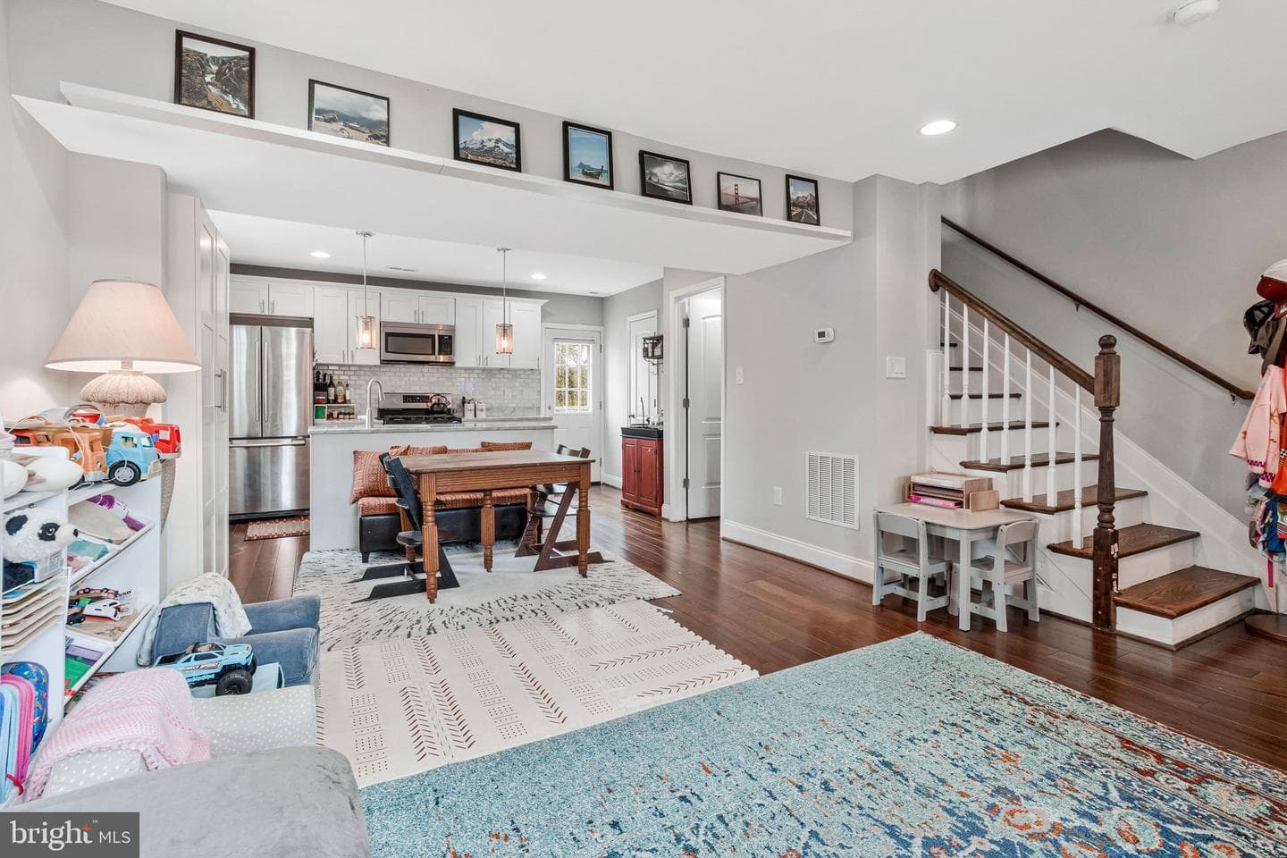 5043 11th Street NE photo 2