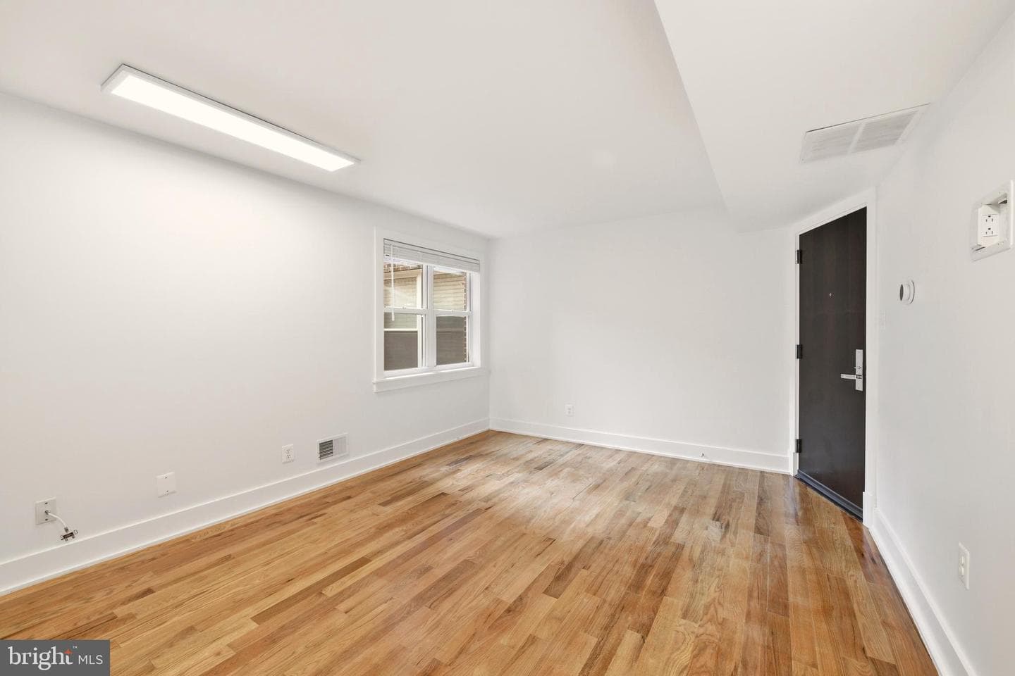 626 Independence Avenue SE #103 photo 11