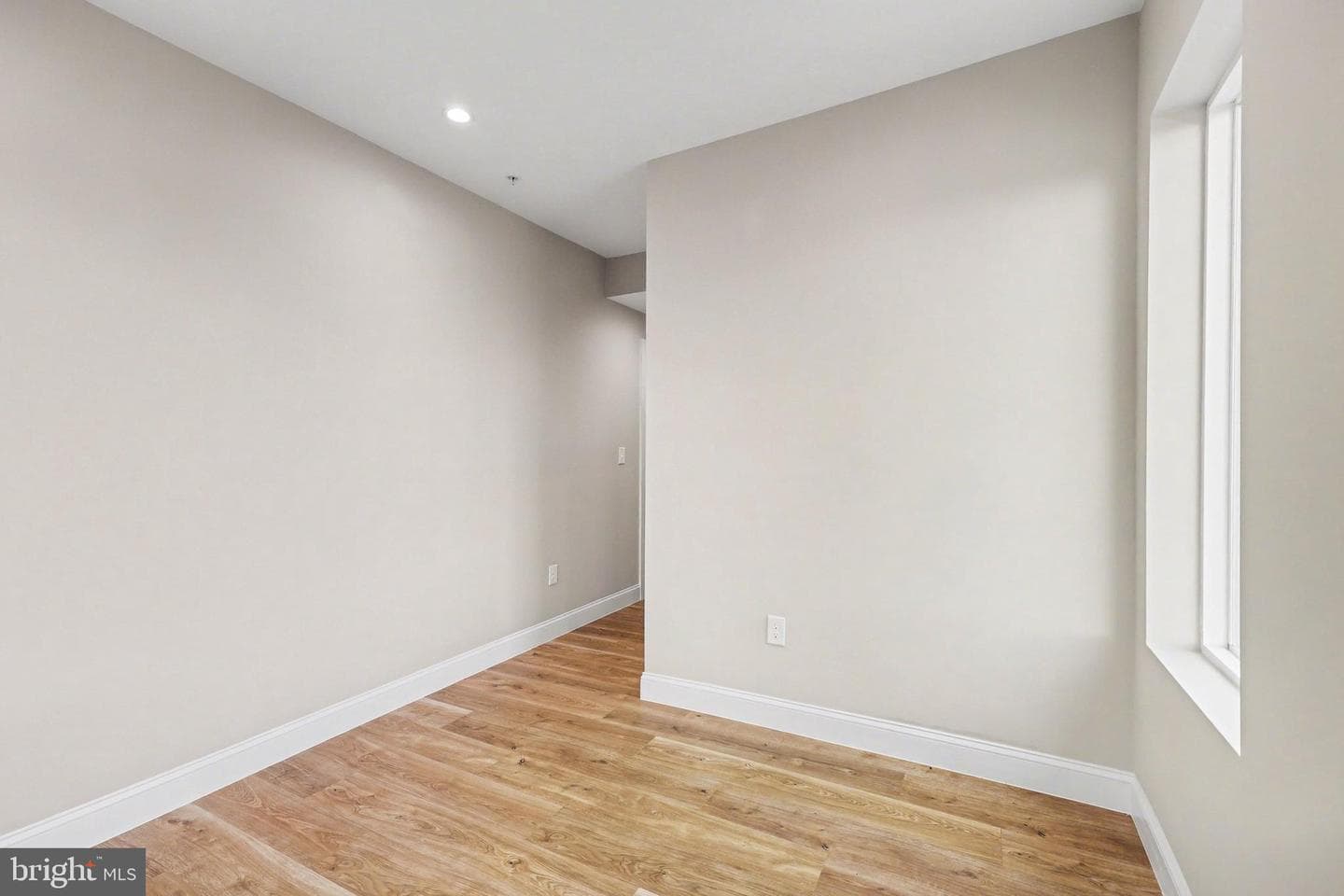 842 Madison Street NW #2 photo 17