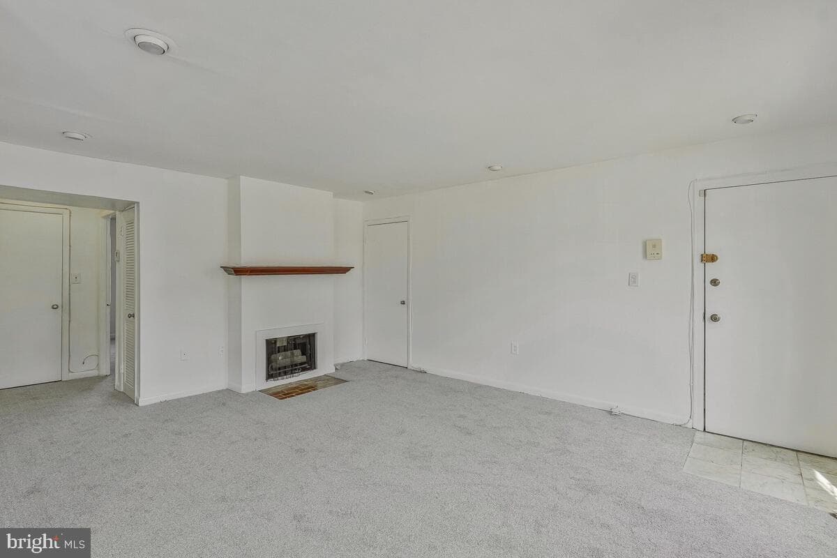 2139 Young Street SE #101 photo 3