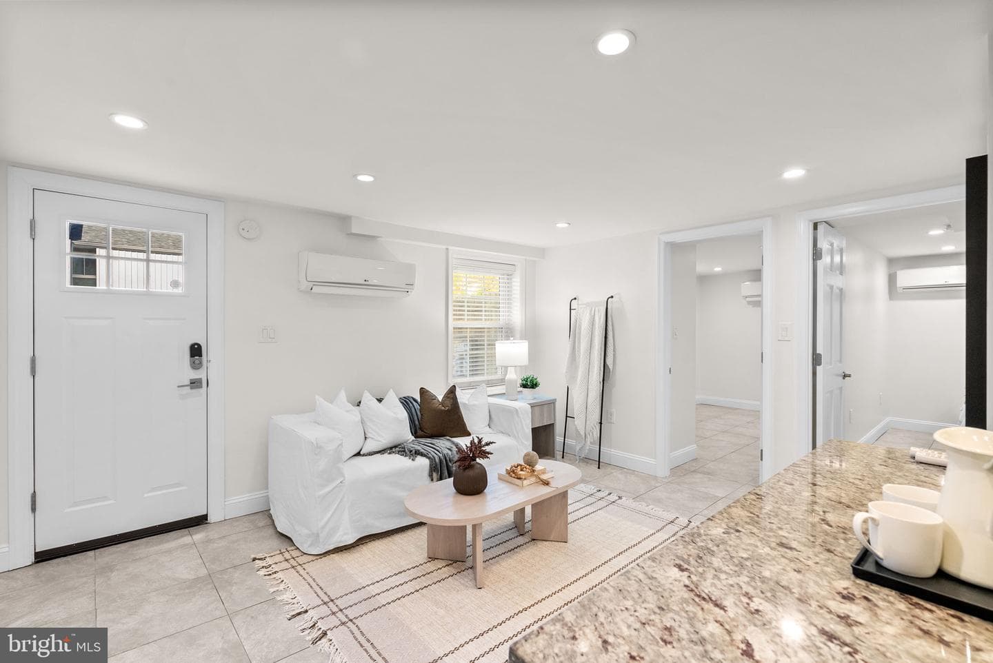 1201 Queen Street NE photo 32