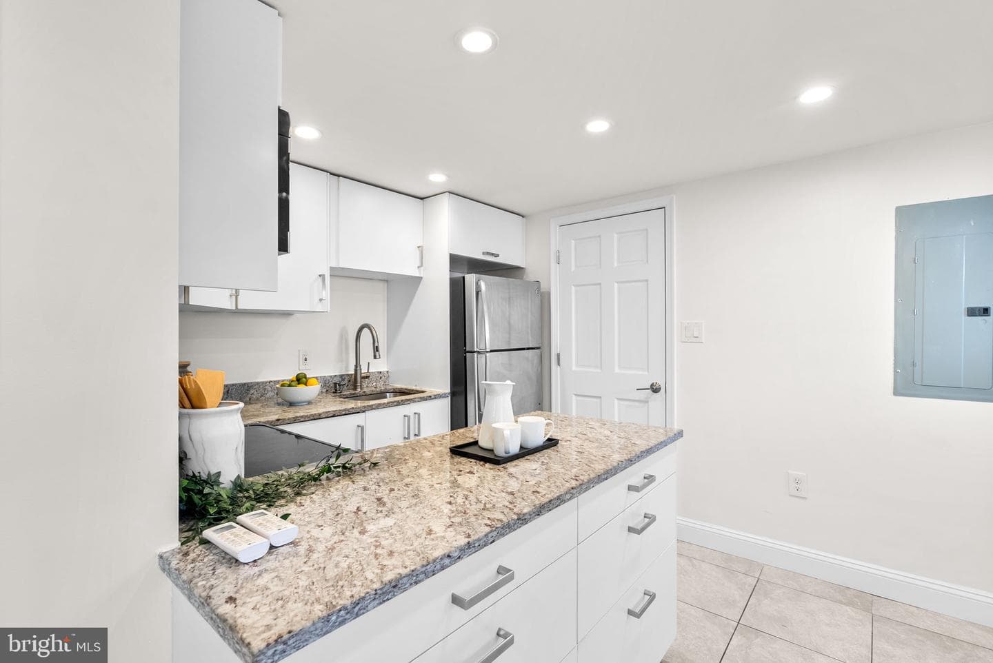 1201 Queen Street NE photo 36