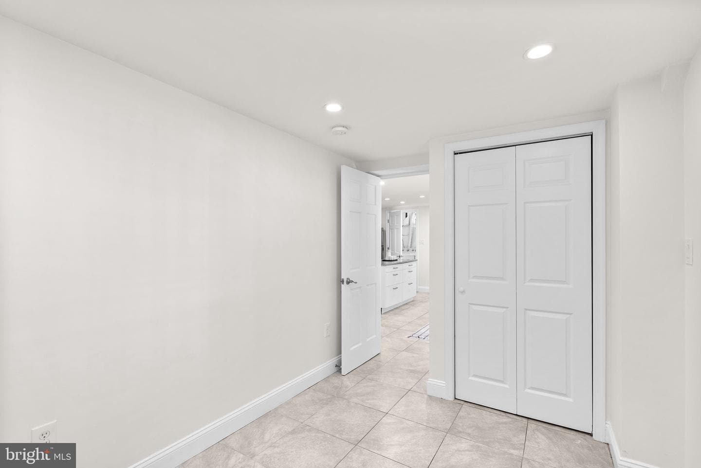1201 Queen Street NE photo 41