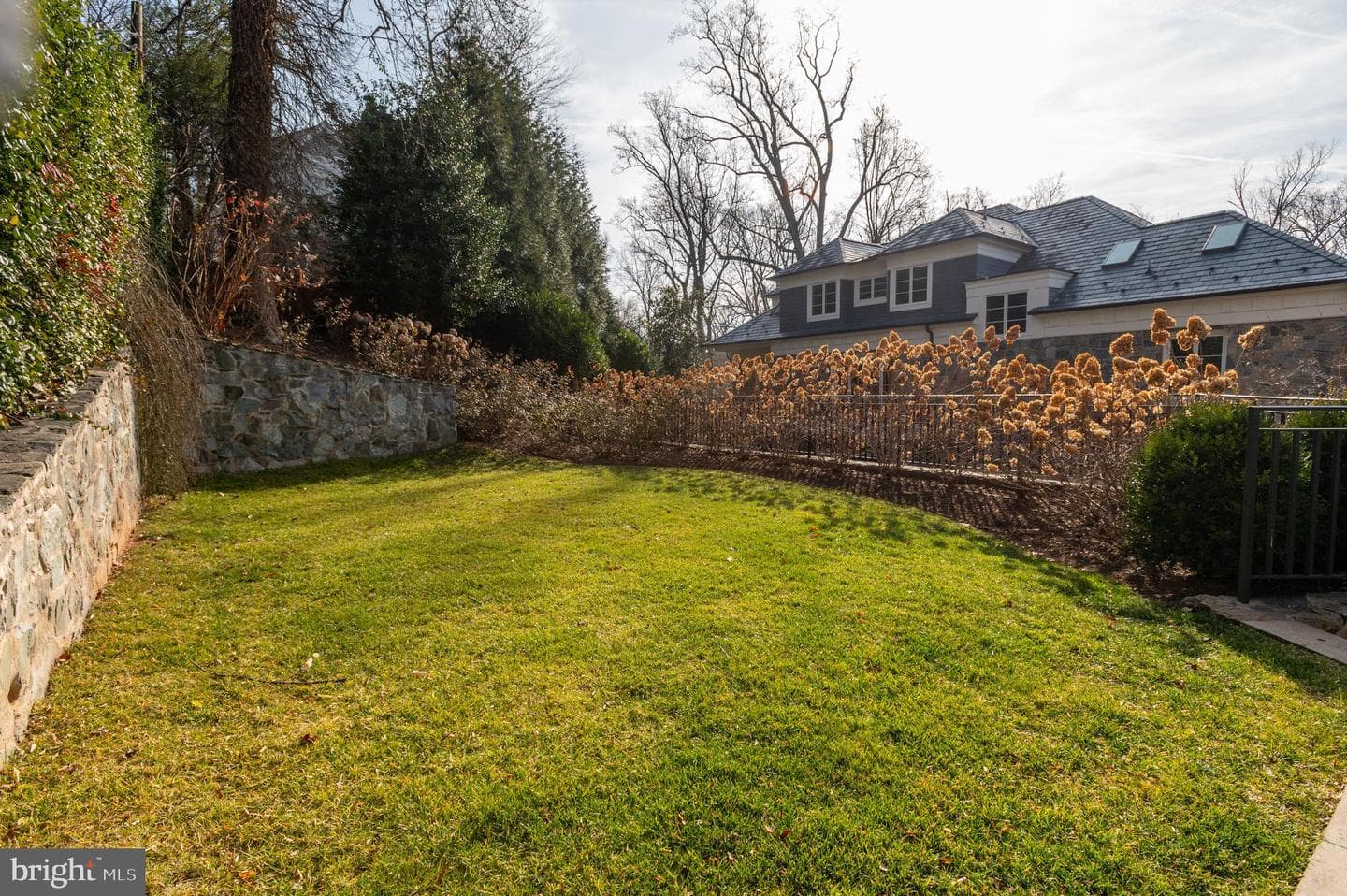 4869 Glenbrook Road NW photo 34