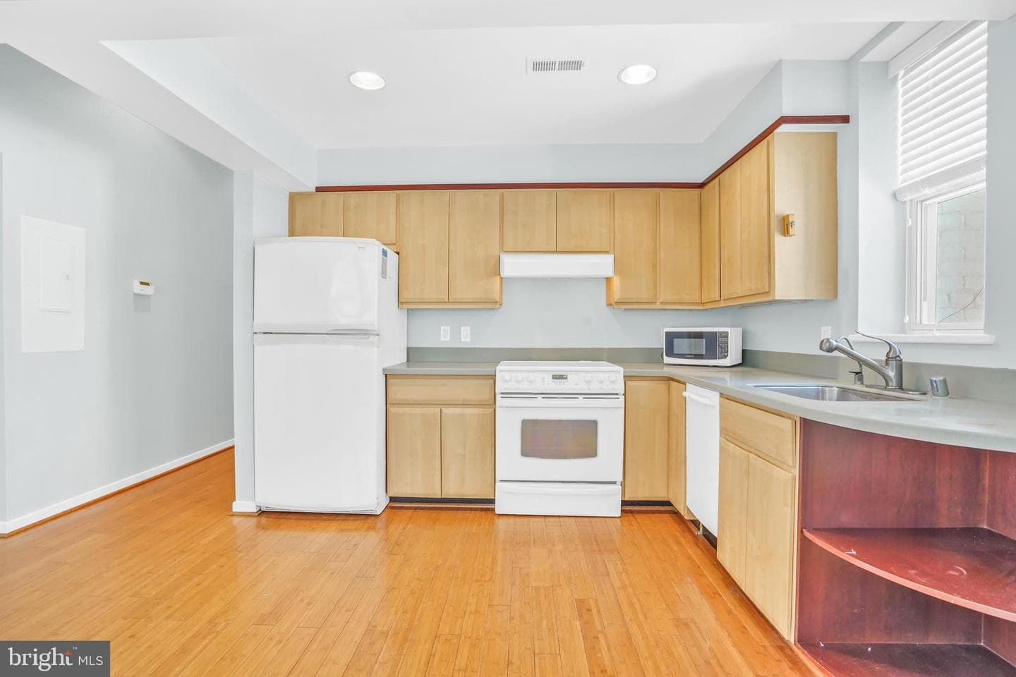 2114 N Street NW #46 photo 8