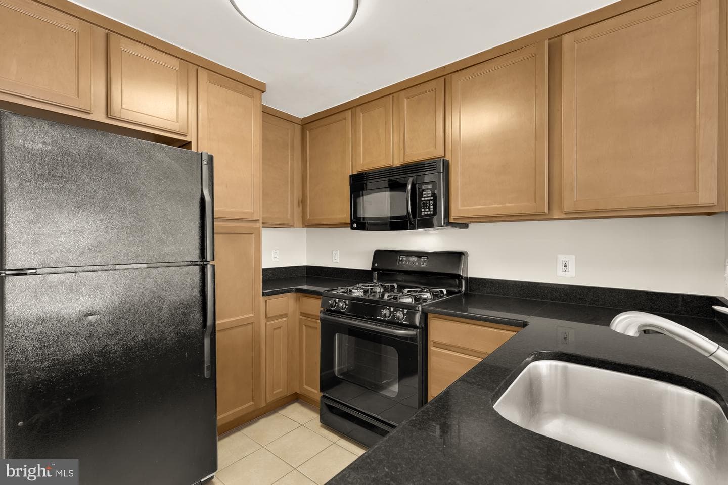355 I Street SW #621 photo 16