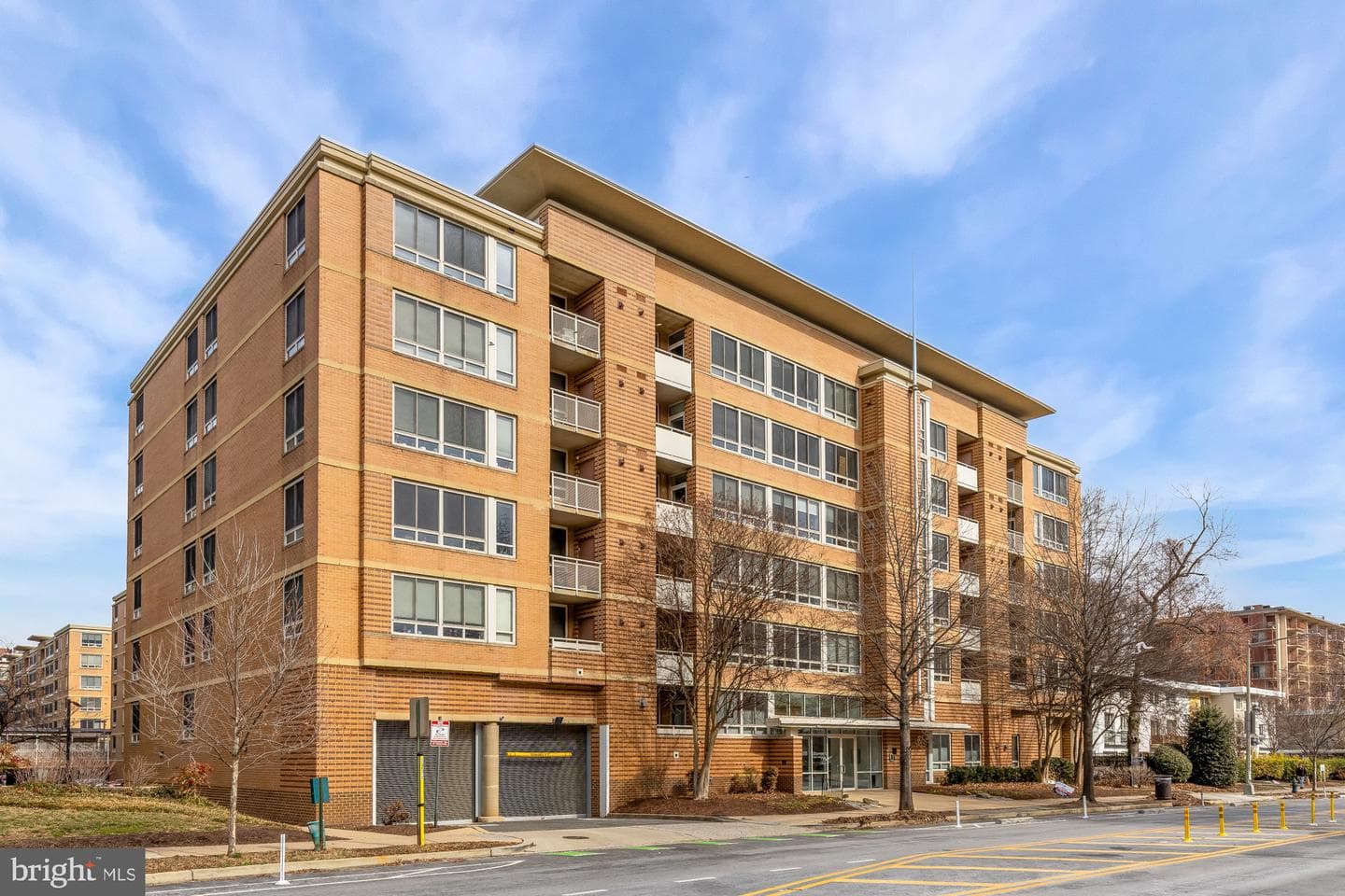 355 I Street SW #621 photo 2