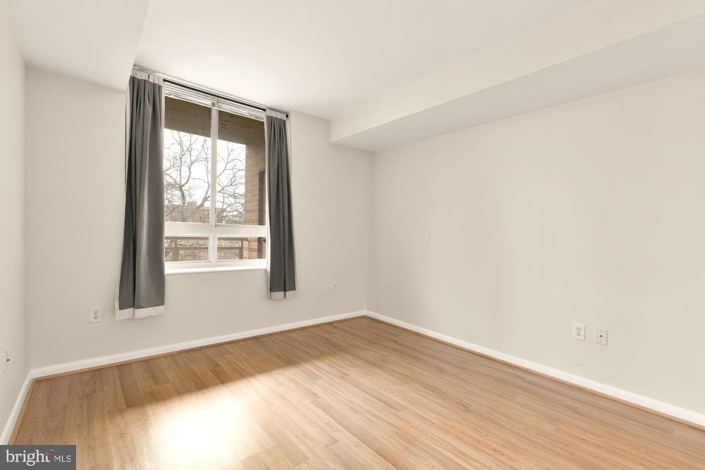 355 I Street SW #621 photo 29