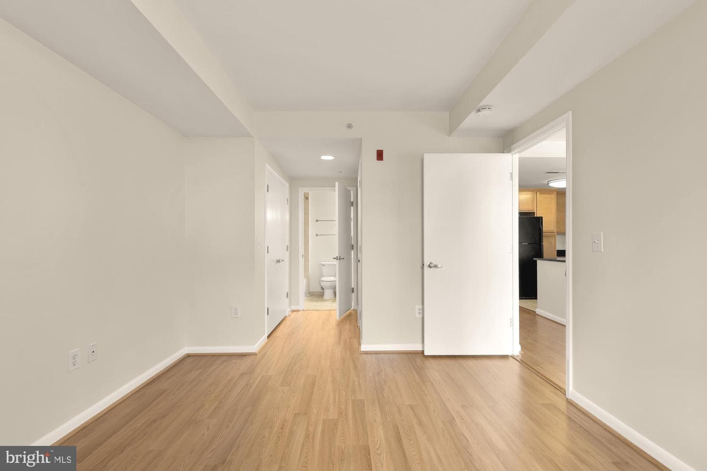 355 I Street SW #621 photo 31
