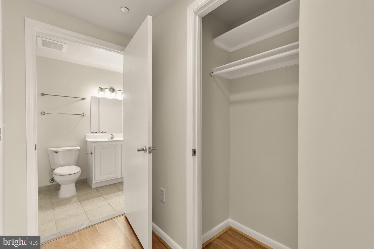 355 I Street SW #621 photo 32