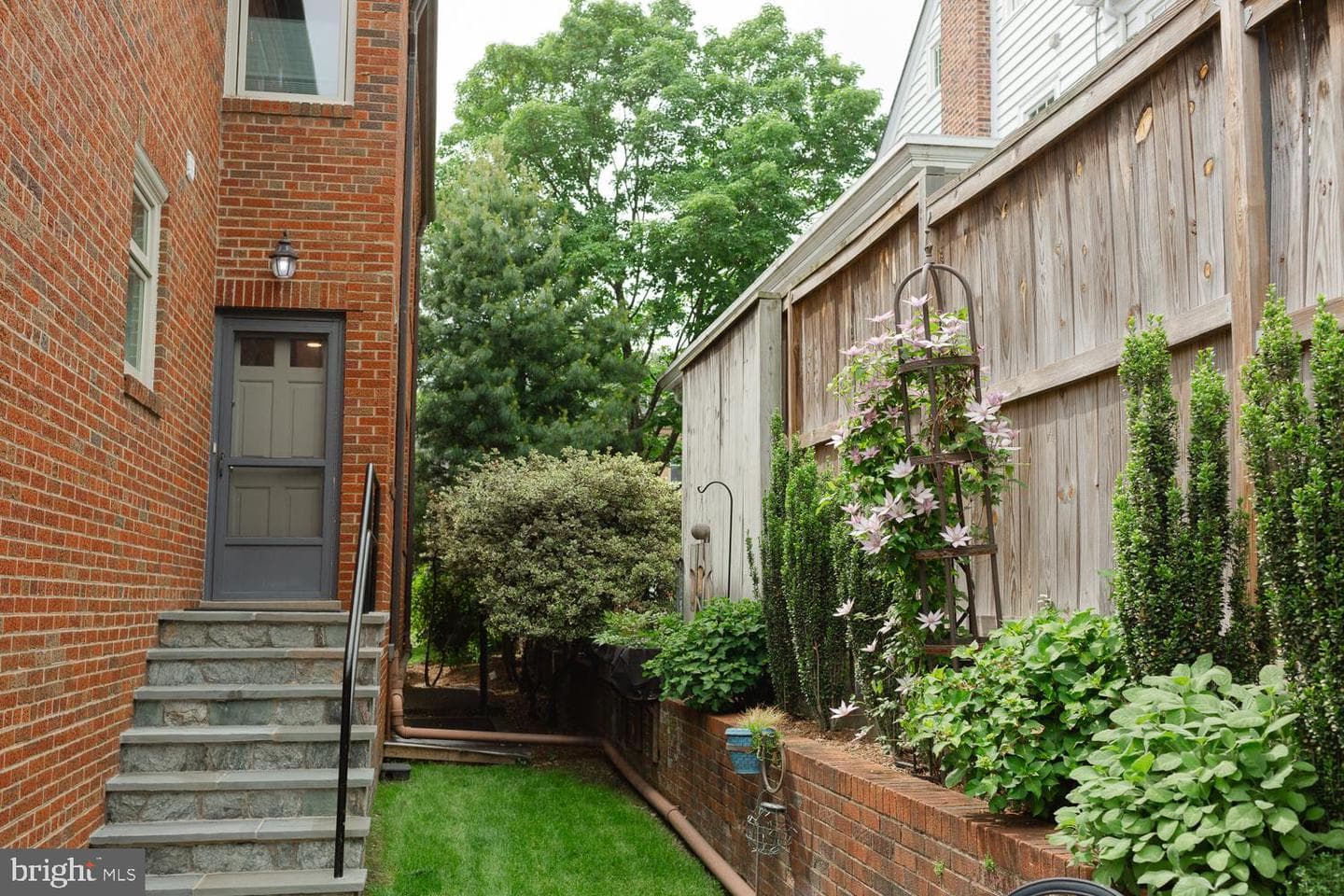1755 Upshur Street NW photo 66