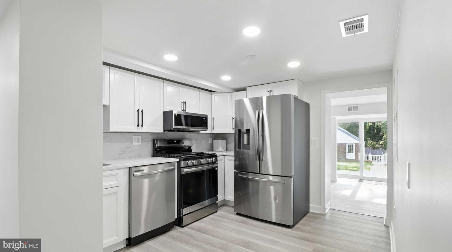 7746 16th Street NW photo 39