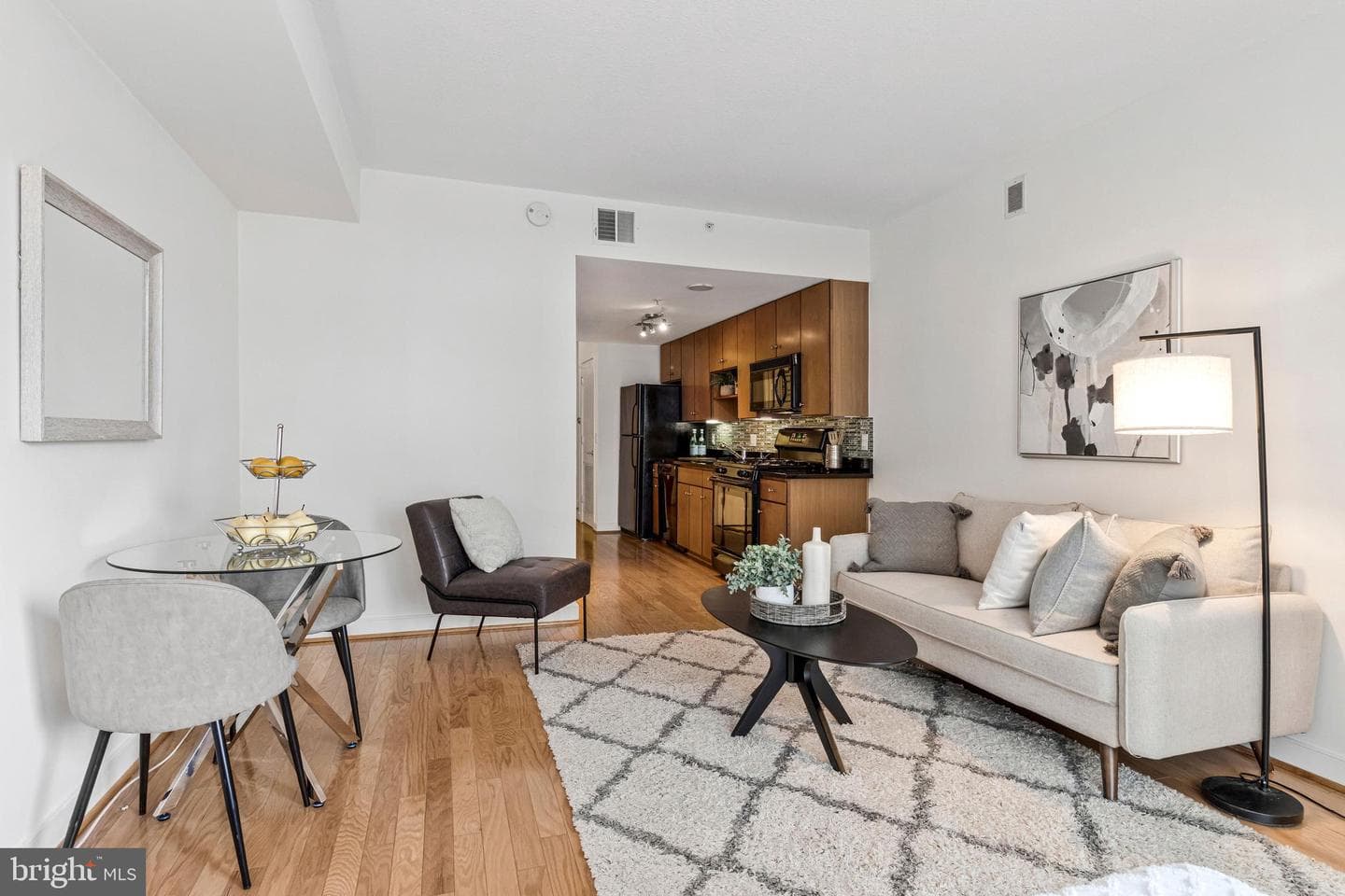 1117 10th Street NW #405 photo 3