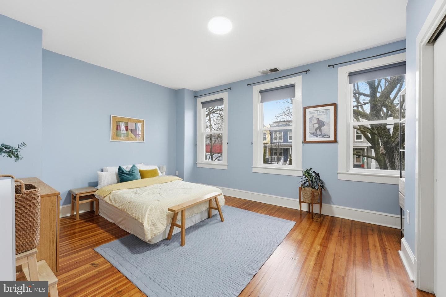 215 15th Street NE photo 16