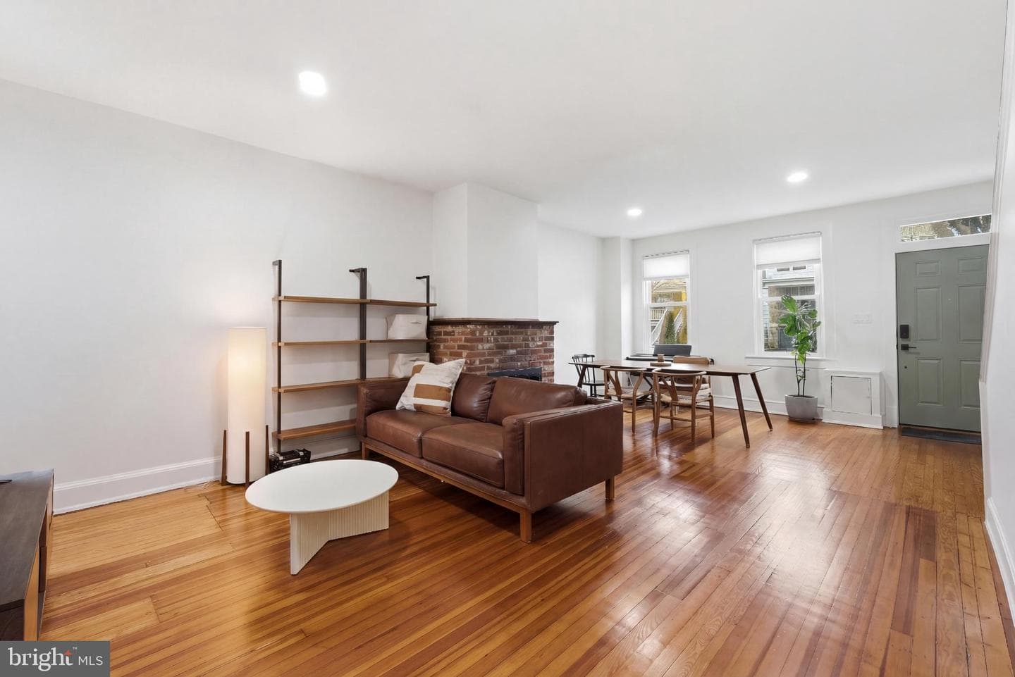 215 15th Street NE photo 5