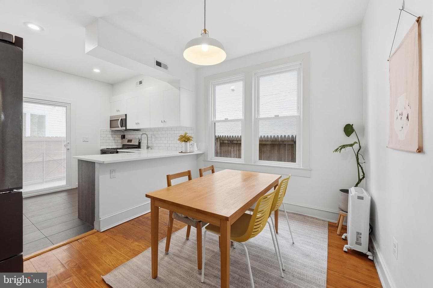 215 15th Street NE photo 8