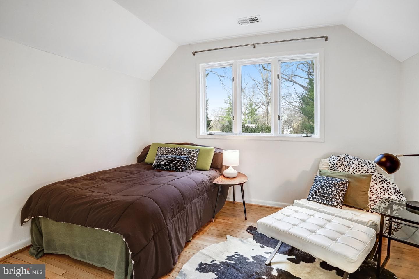 5045 Cathedral Avenue NW photo 34
