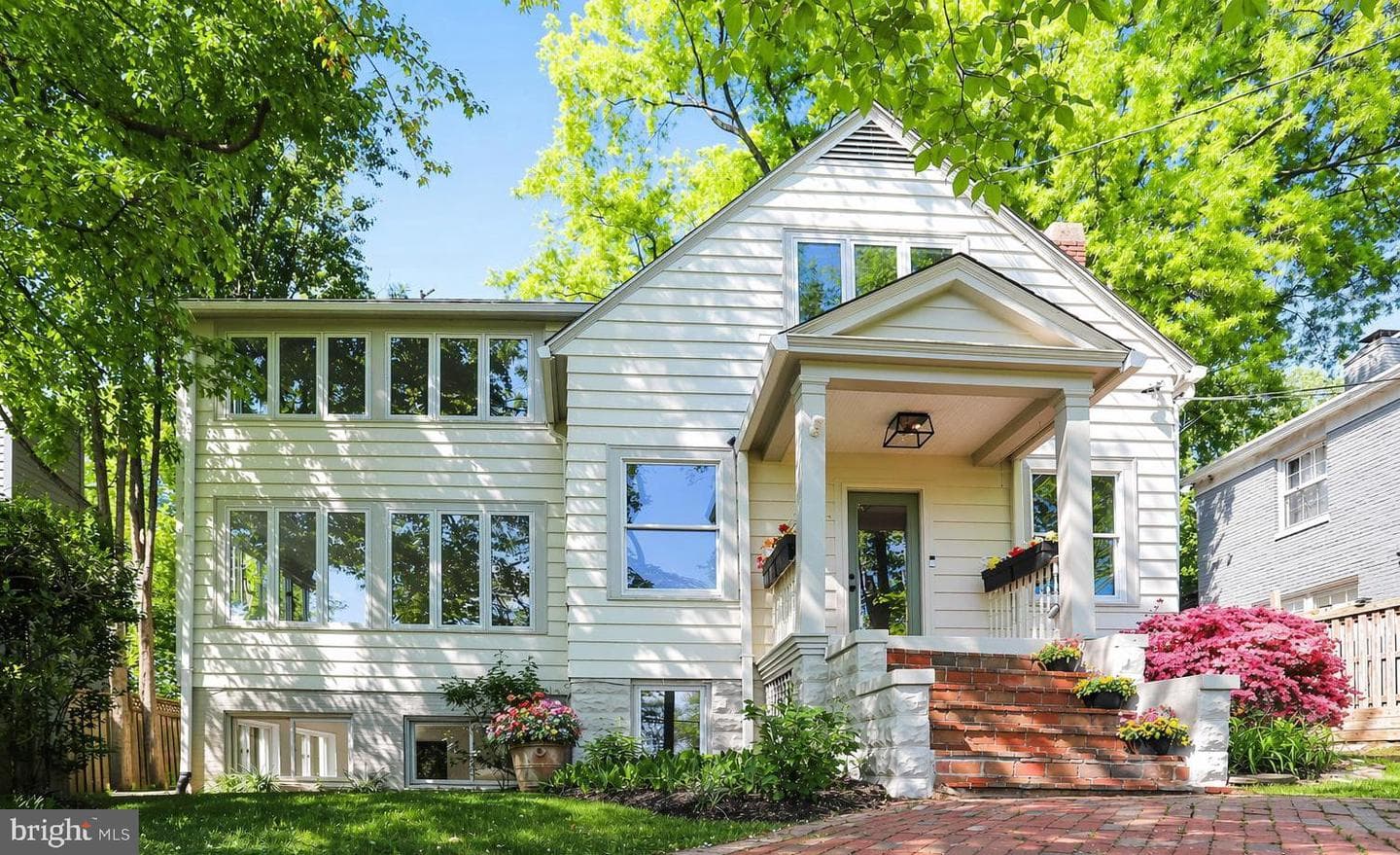 5045 Cathedral Avenue NW photo 54