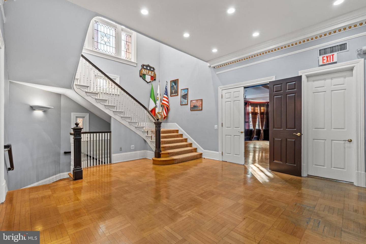 1860 19th Street NW photo 3