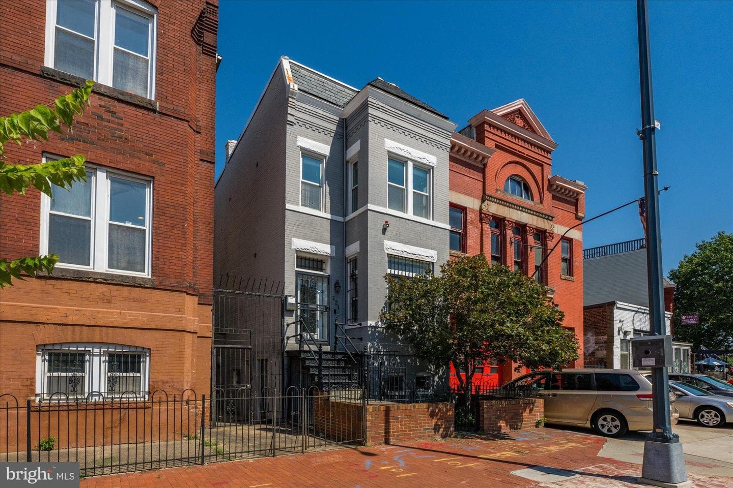 221 M Street NW photo 1