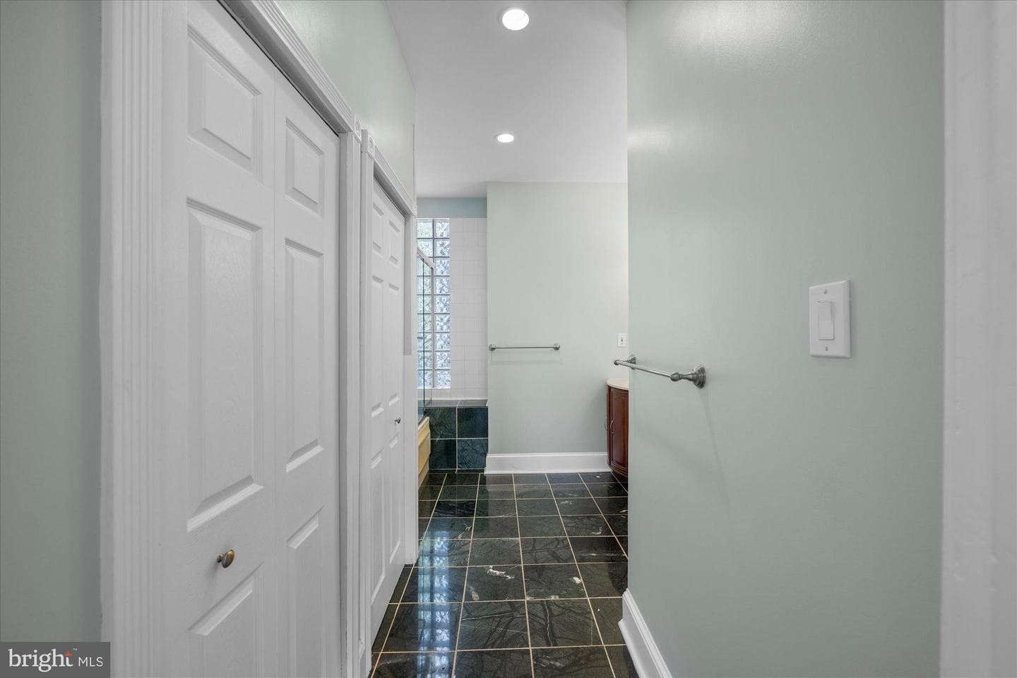 221 M Street NW photo 16